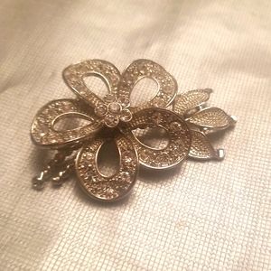 Vintage Floral Rhinestone Brooch